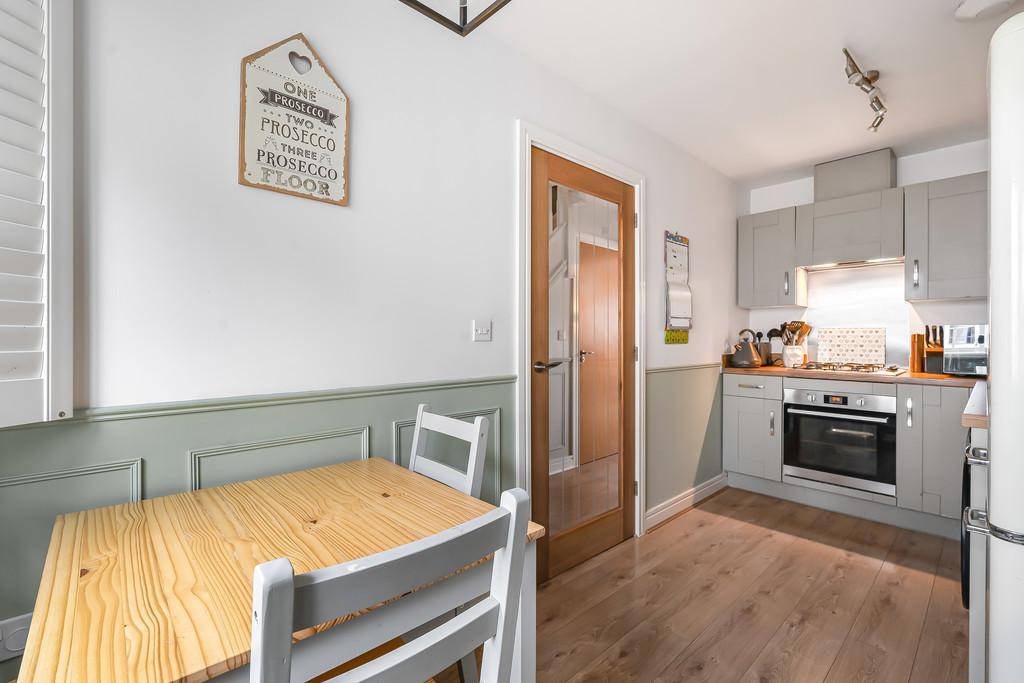 Kitchen (2)