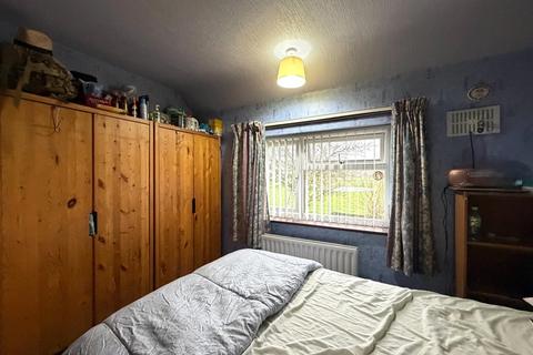 3 bedroom semi-detached house for sale, School Road, Meadowbank, Winsford