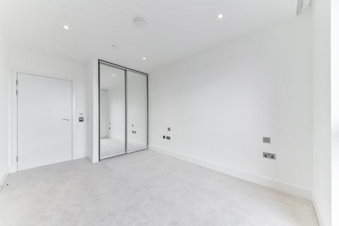 3 bedroom flat to rent, Wiverton Tower, New Drum Street,  E1