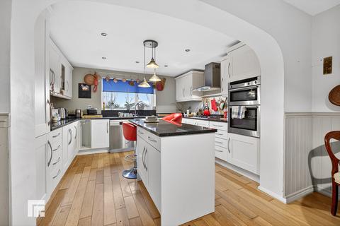 undefined, Maes Y Sarn, Pentyrch, Cardiff