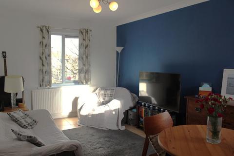 2 bedroom flat for sale, Newport Road, Cardiff, CF24