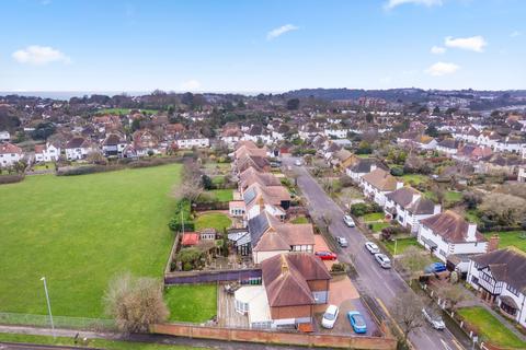 5 bedroom detached house for sale, Wellfield Road, Folkestone CT20
