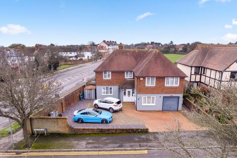5 bedroom detached house for sale, Wellfield Road, Folkestone CT20