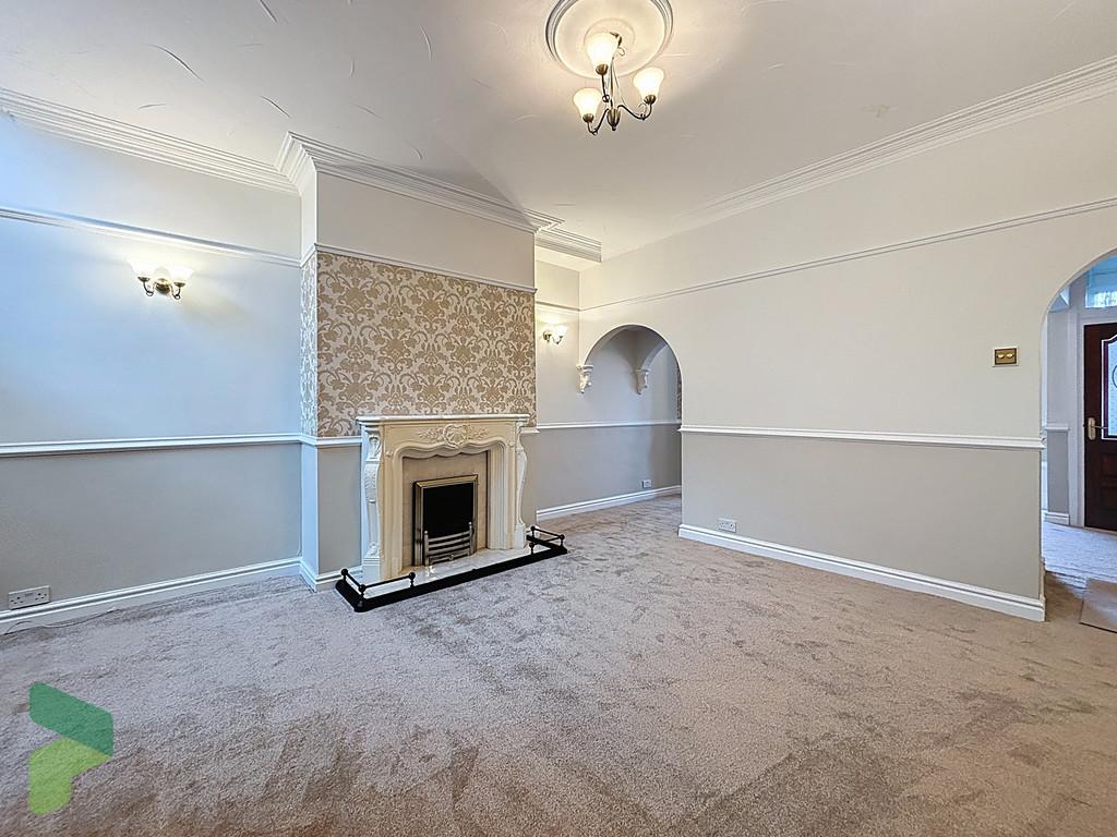 Living Room/Dining Room