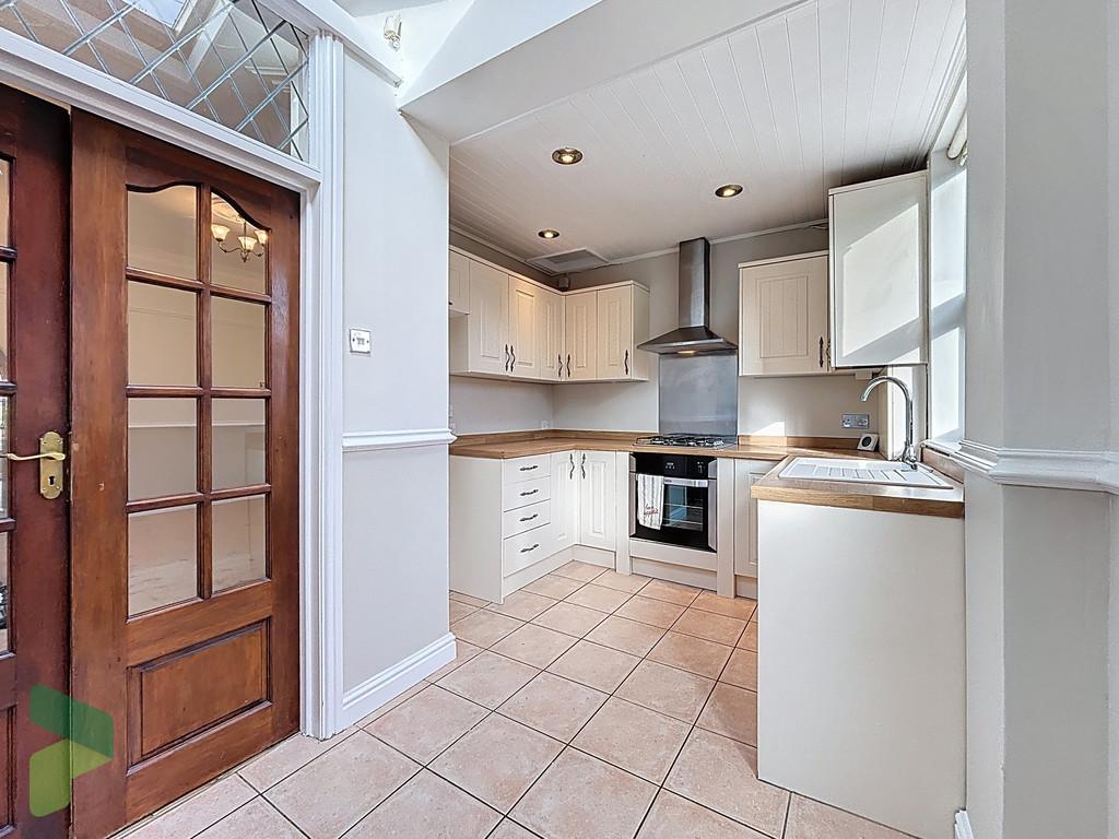 Fitted Dining Kitchen