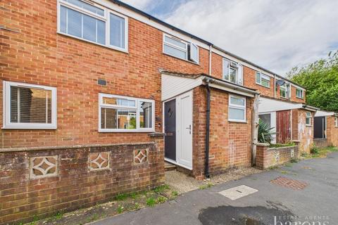3 bedroom terraced house for sale, Culver Road, Basingstoke RG21