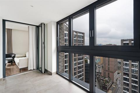 3 bedroom flat to rent, Wiverton Tower, 4 New Drum Street, London