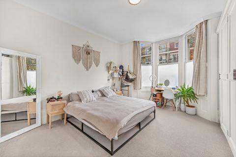 2 bedroom flat for sale, Cardigan Road, Richmond, Surrey