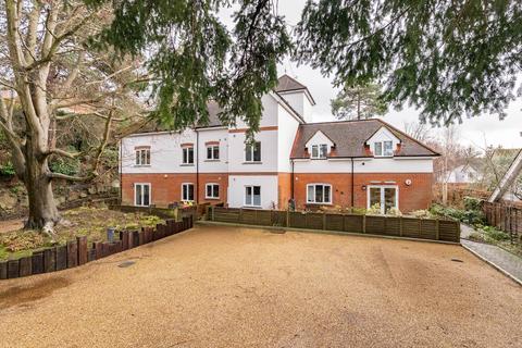2 bedroom ground floor flat for sale, Tower Hill Road, Dorking