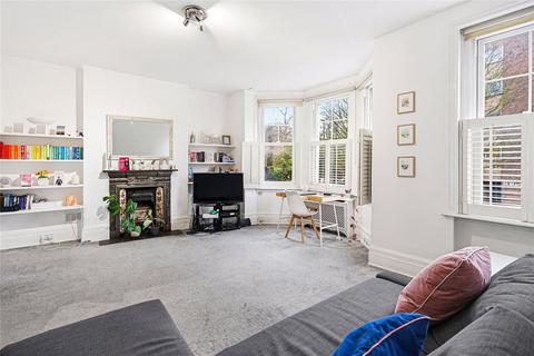 1 bedroom apartment to rent, Parkgate Road, London, SW11