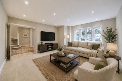 5 bedroom detached house for sale, Foxley Lane, West Purley