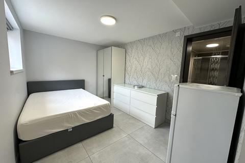 House share to rent, Chaplin Road, Wembley