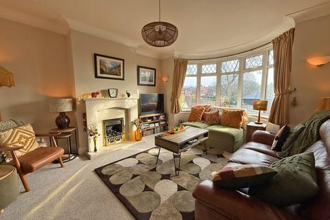 4 bedroom detached house for sale, Lady Ediths Avenue, Scarborough YO12