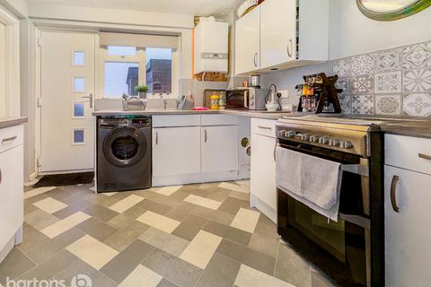 3 bedroom terraced house for sale, Whitegate Walk, Rockingham