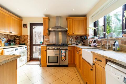 undefined, Abercorn Close, South Croydon