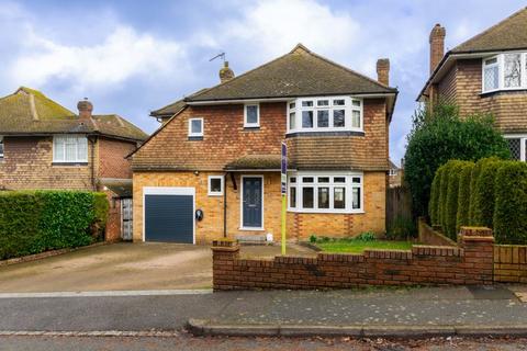 undefined, Elmfield Way, South Croydon
