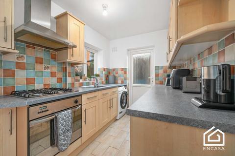 2 bedroom end of terrace house for sale, Scott Road, Solihull