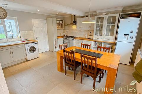 undefined, Green Meadow Avenue, Swindon SN25