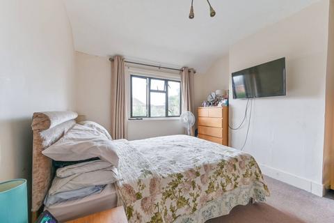 4 bedroom end of terrace house for sale, Kingston Road, New Malden, KT3