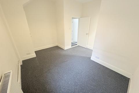 1 bedroom apartment to rent, St Helens House, St Helens Crescent, Swansea