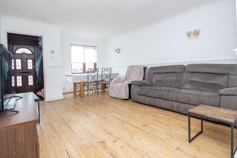 4 bedroom semi-detached house for sale, West Totton