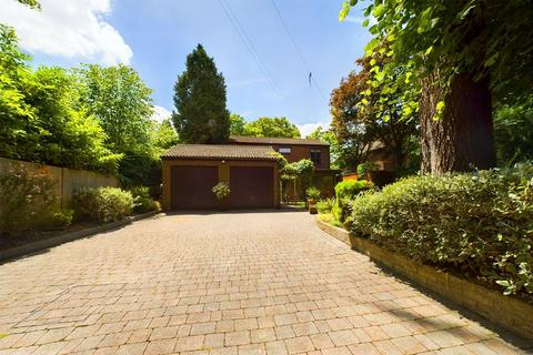 undefined, Heath Drive, Walton on the Hill