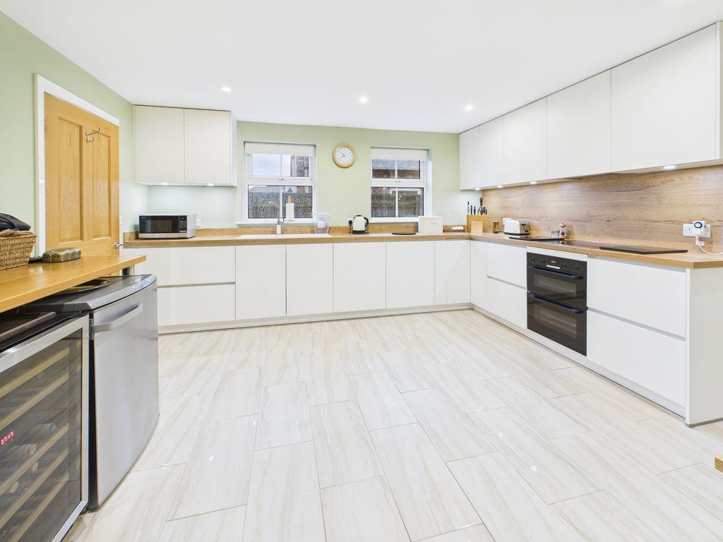 Breakfast Kitchen