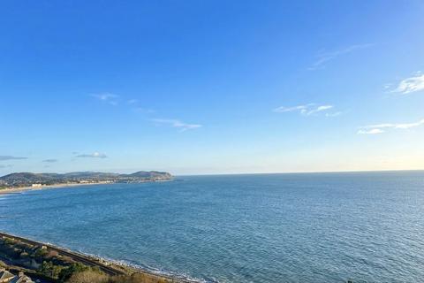 2 bedroom apartment for sale, Penmaen Bod Elias, Colwyn Bay