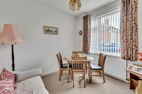2 bedroom bungalow for sale, Ryelands Close, Balderstone, Rochdale