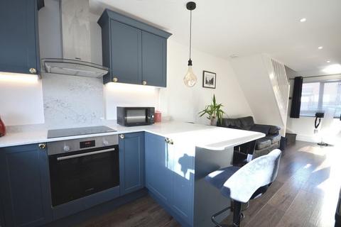 2 bedroom end of terrace house for sale, Stanley Road, Bournemouth BH1
