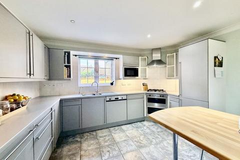 undefined, Patterson Court, Wooburn Green HP10