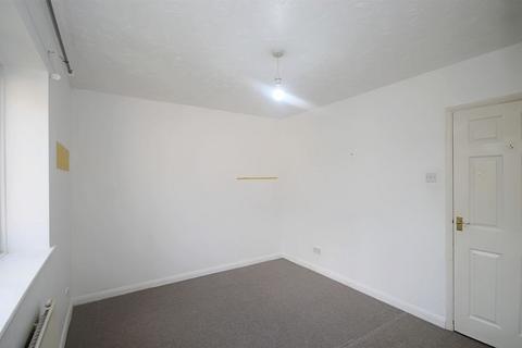 undefined, Lyric Drive, Greenford