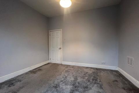 2 bedroom flat to rent, King John Street, Newcastle Upon Tyne NE6
