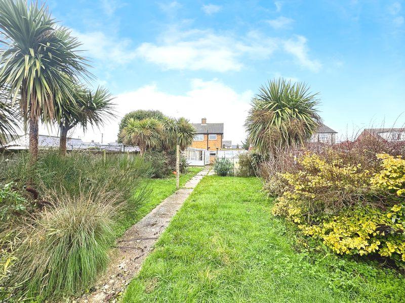 Wivenhoe road