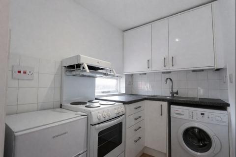 undefined, Studio Apartment to Rent – Veryan in Woking