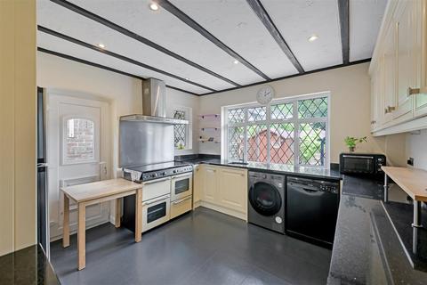 undefined, Buckles Way, Banstead