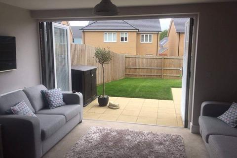 2 bedroom house to rent, Rowditch Furlong, Redhouse Park, Milton Keynes