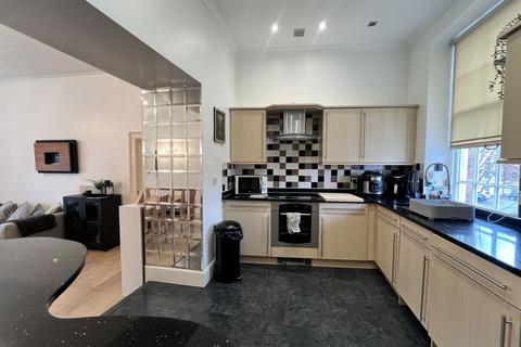 undefined, The Crescent, Gloucester, GL1 3LF