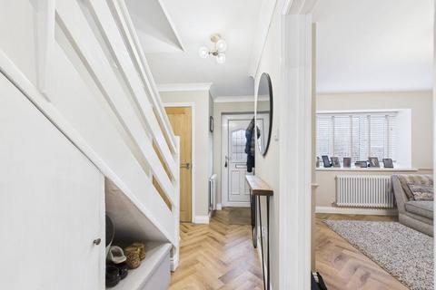 undefined, Hawk Close, Gloucester