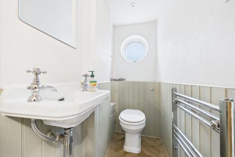 undefined, Hawk Close, Gloucester