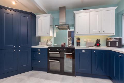 3 bedroom terraced house for sale, Kestrel Close, Manchester M45