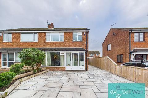 3 bedroom semi-detached house for sale, Malvern Avenue, Manchester M46