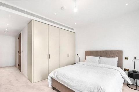3 bedroom apartment to rent, Carnation Way, Thames City, SW8