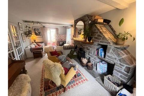 4 bedroom detached house for sale, Wellfield, Abergavenny, NP7