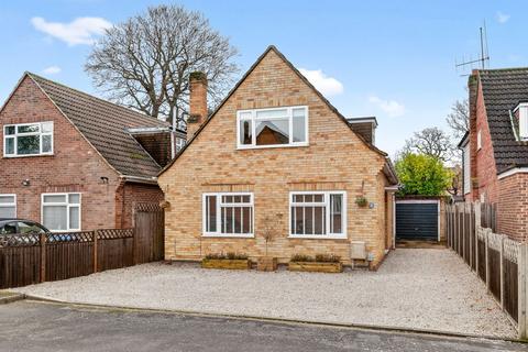 3 bedroom house for sale, Woodlands Park, Row Town KT15