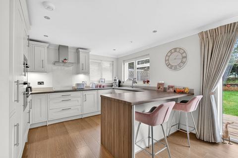 3 bedroom house for sale, Woodlands Park, Row Town KT15