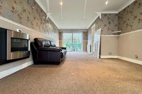 3 bedroom detached house for sale, Kingfisher Way, Kelvedon, Essex