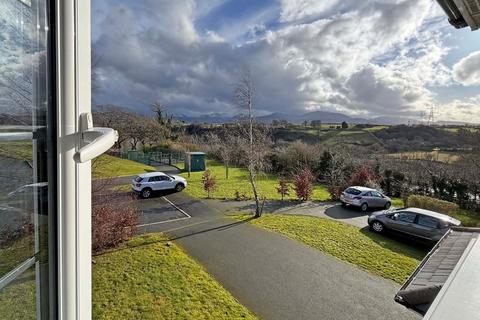 undefined, Gwel Y Wyddfa, Penrhosgarnedd, Bangor, Gwynedd, LL57