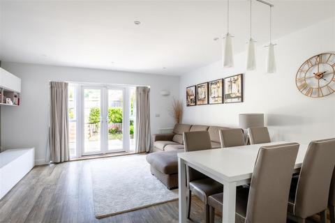 3 bedroom detached house for sale, Ferny Croft, Bolnore Village, Haywards Heath