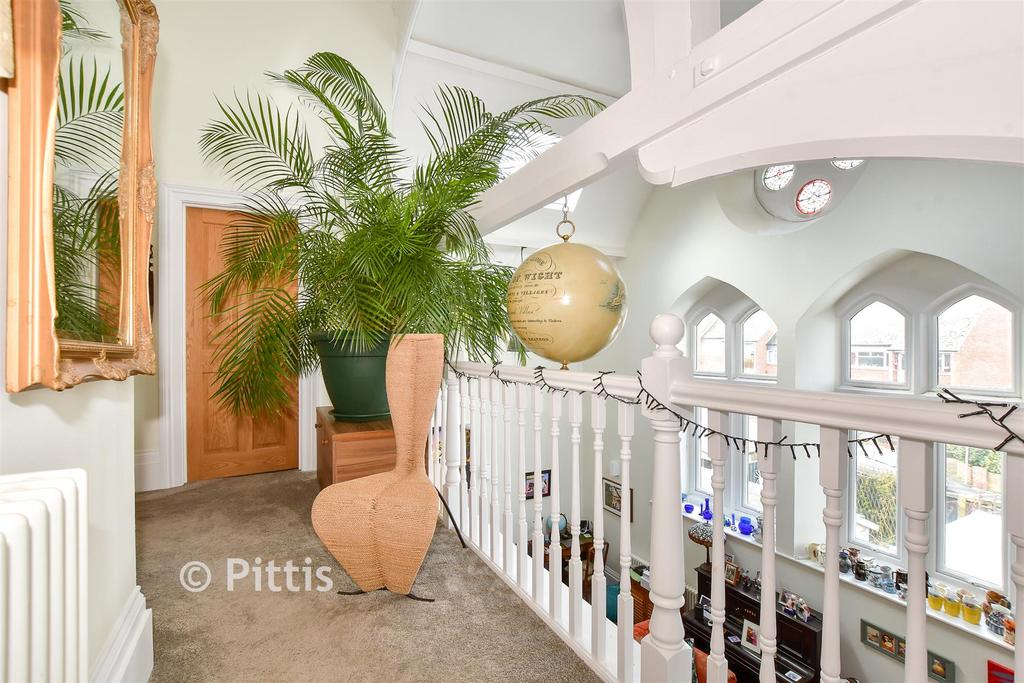 Galleried Landing